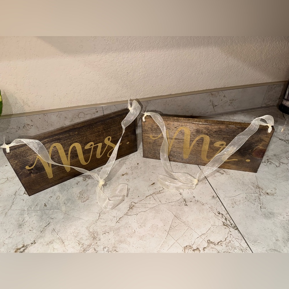 Wooden Wedding Mr. & Mrs. Signs